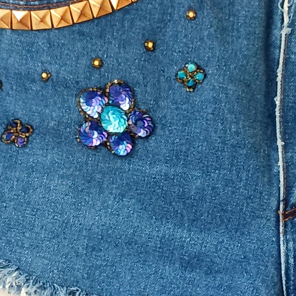 BOHO - Picture 6 of 10